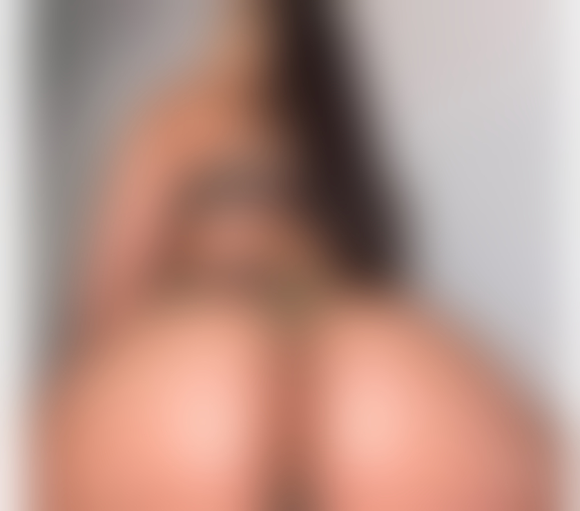 Escorts Hampshire Rushmoor - Photos for BIG ASS 🍑 HOT LATINA 🔥 A-LEVELS AND PARTY 🎉